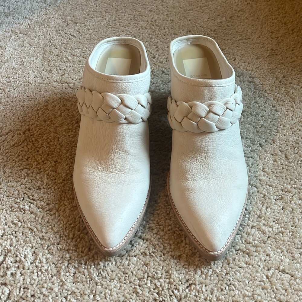 Dolce Vita White braided detail mule wooden heel Size 8